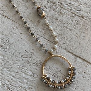 NWOT White & Grey Beaded Necklace